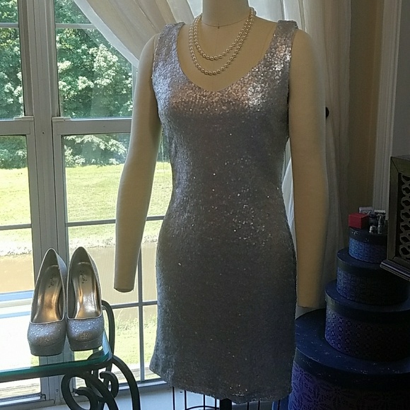 Crystal Doll Dresses & Skirts - CRYSTAL DOLL SILVER PIN UP WIGGLE COCKTAIL DRESS M